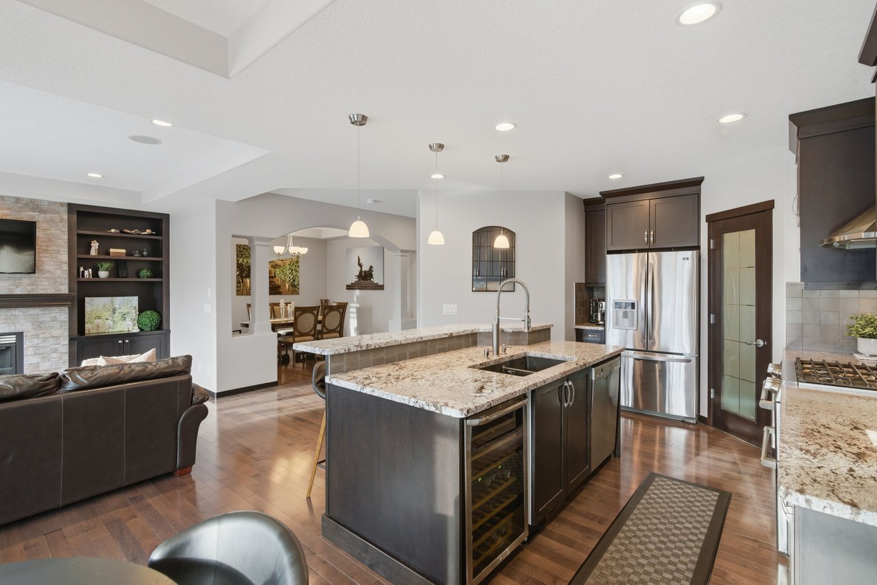 71 Panatella View NW