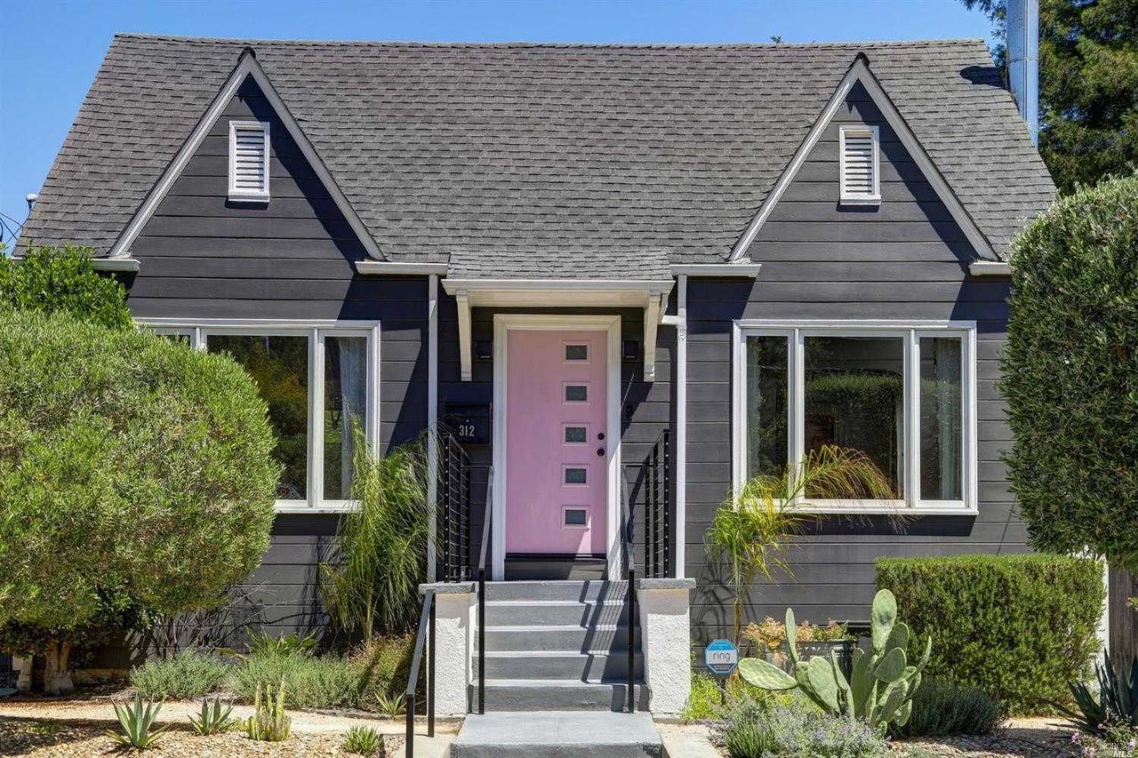 312 OAKDALE Avenue