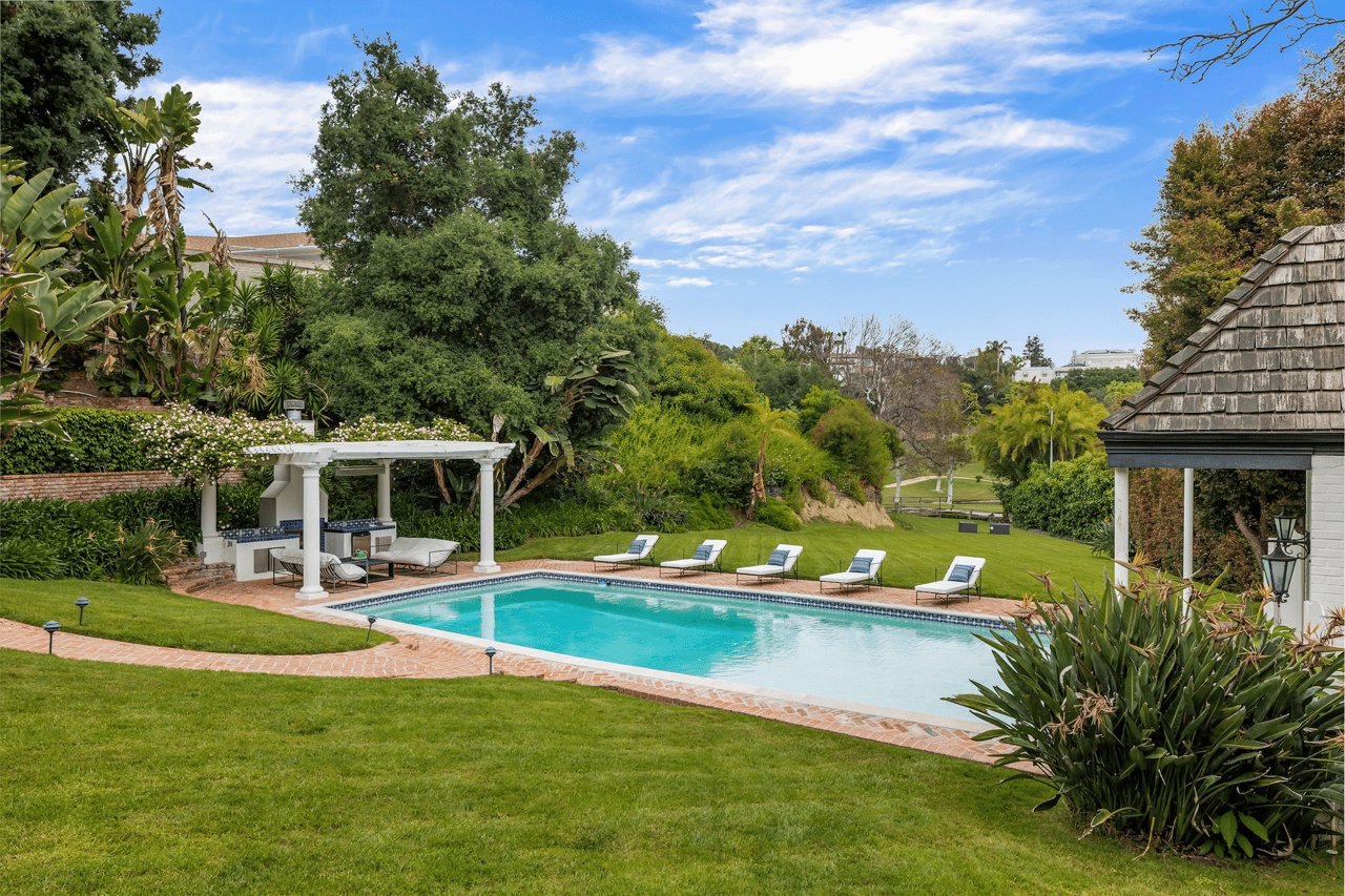 10981 Bellagio Rd
