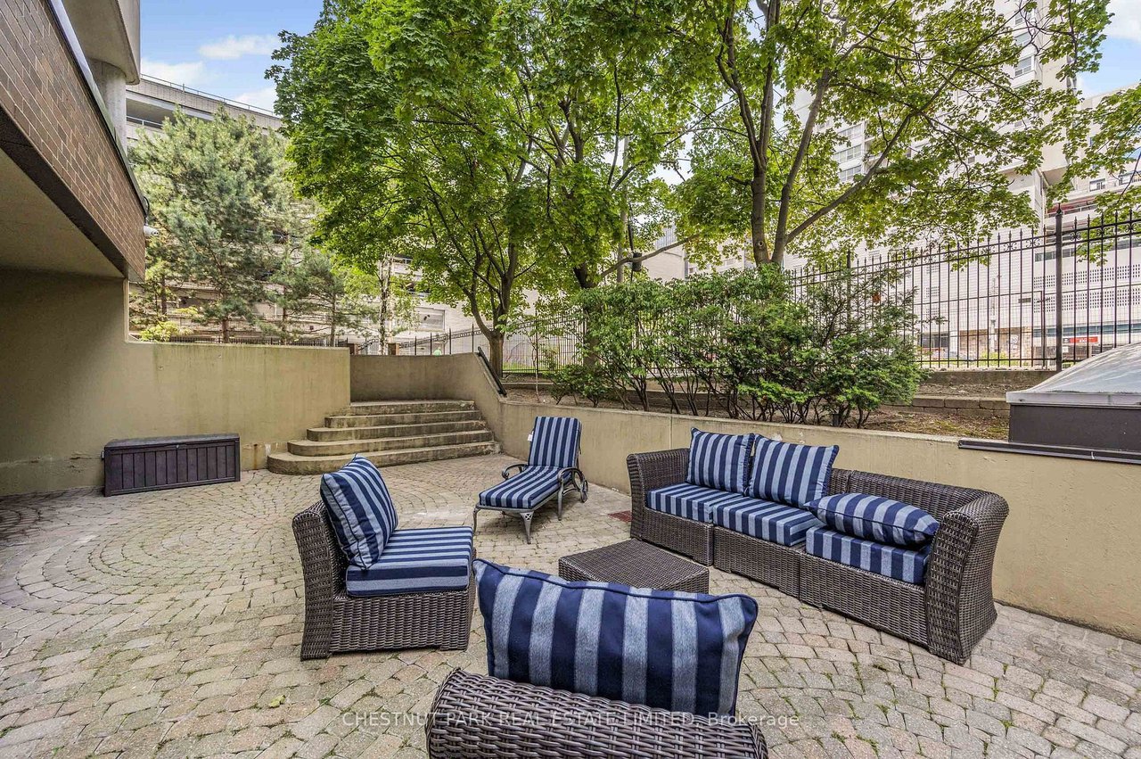 PENTHOUSE FOR DOWNSIZERS