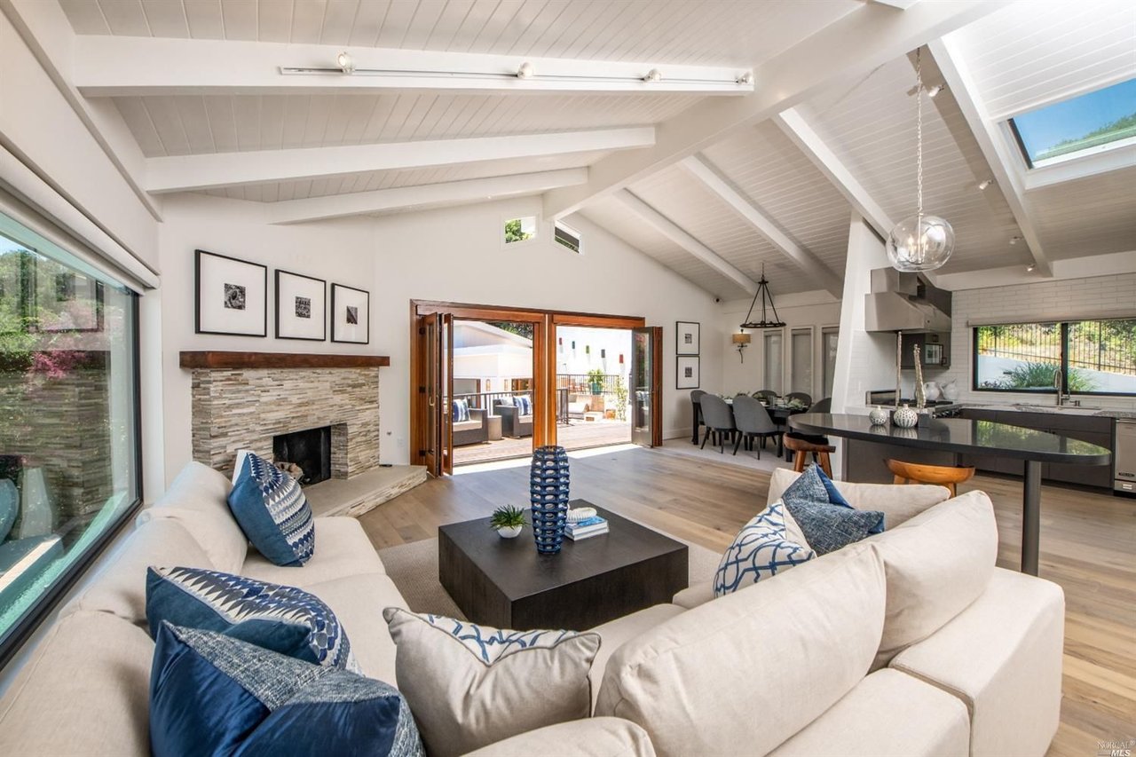 731 Fawn Dr