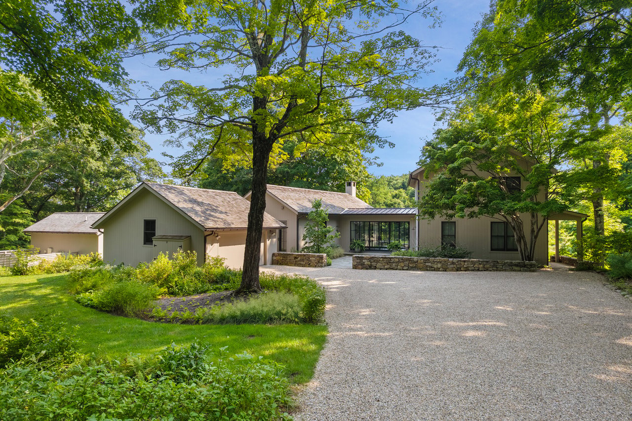 20 Mianus River Road