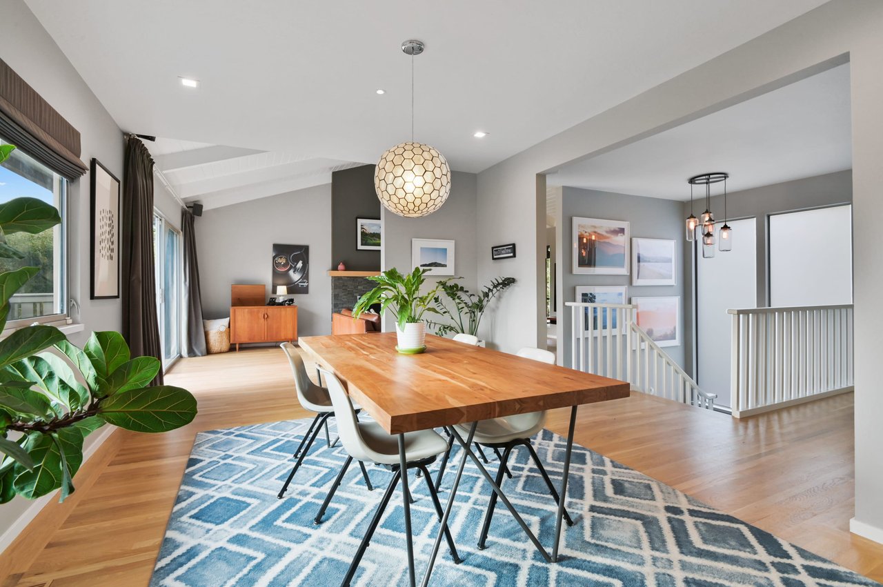 33 Bonnie Brae Dr