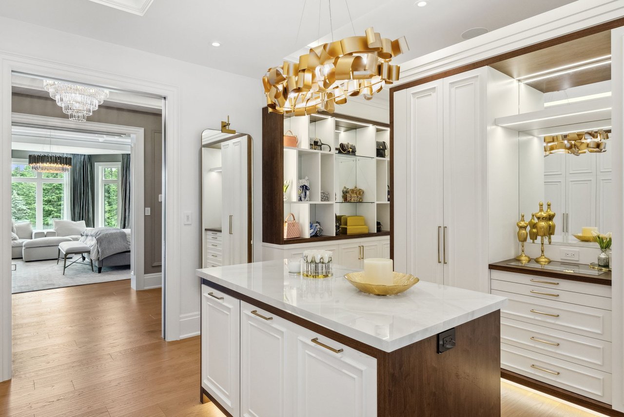 SOLD: An Extraordinary Custom-Built Estate
