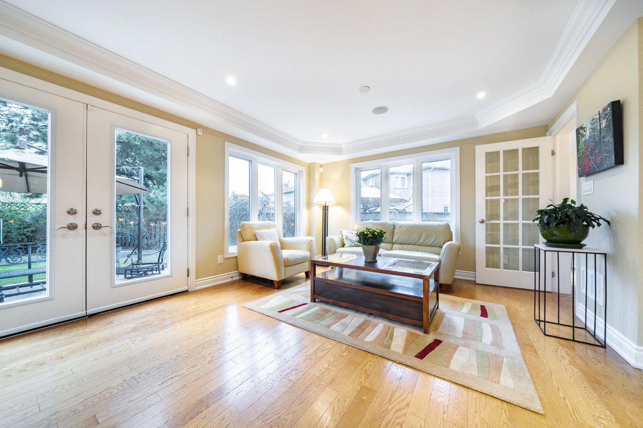 90 Brillinger Street
