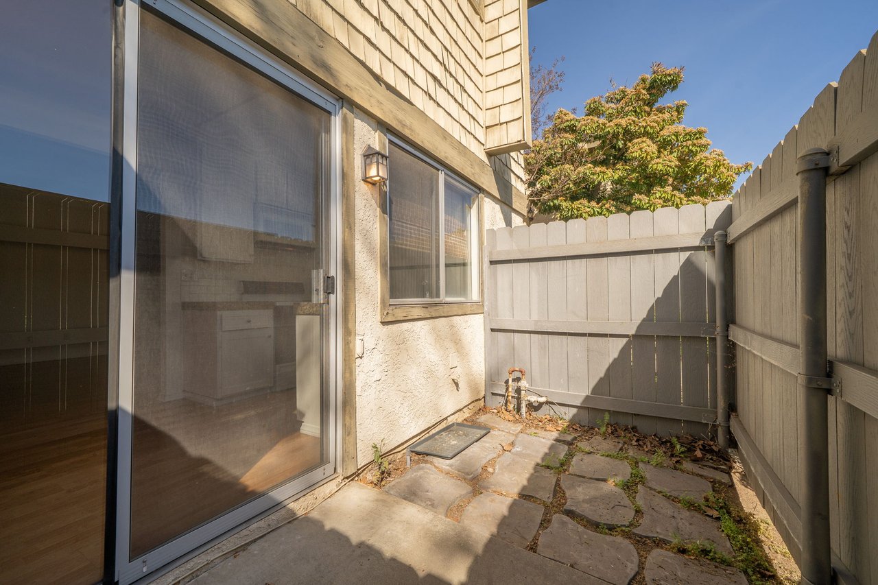 960 E Bonita Avenue 91