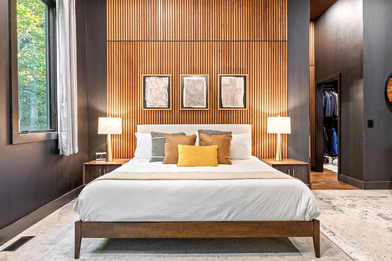 3732 Runnymede Drive