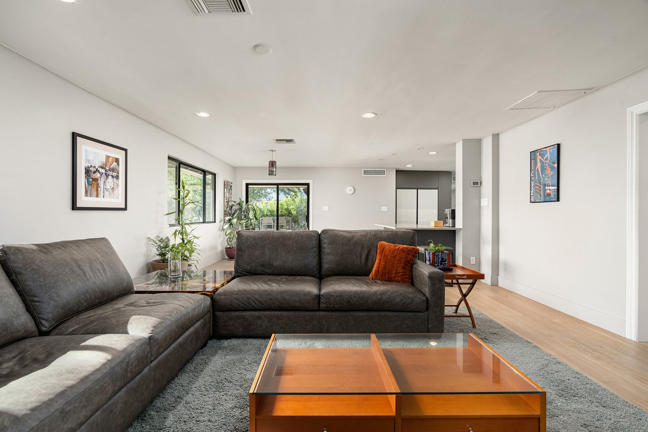 6511 E MONTEROSA Street