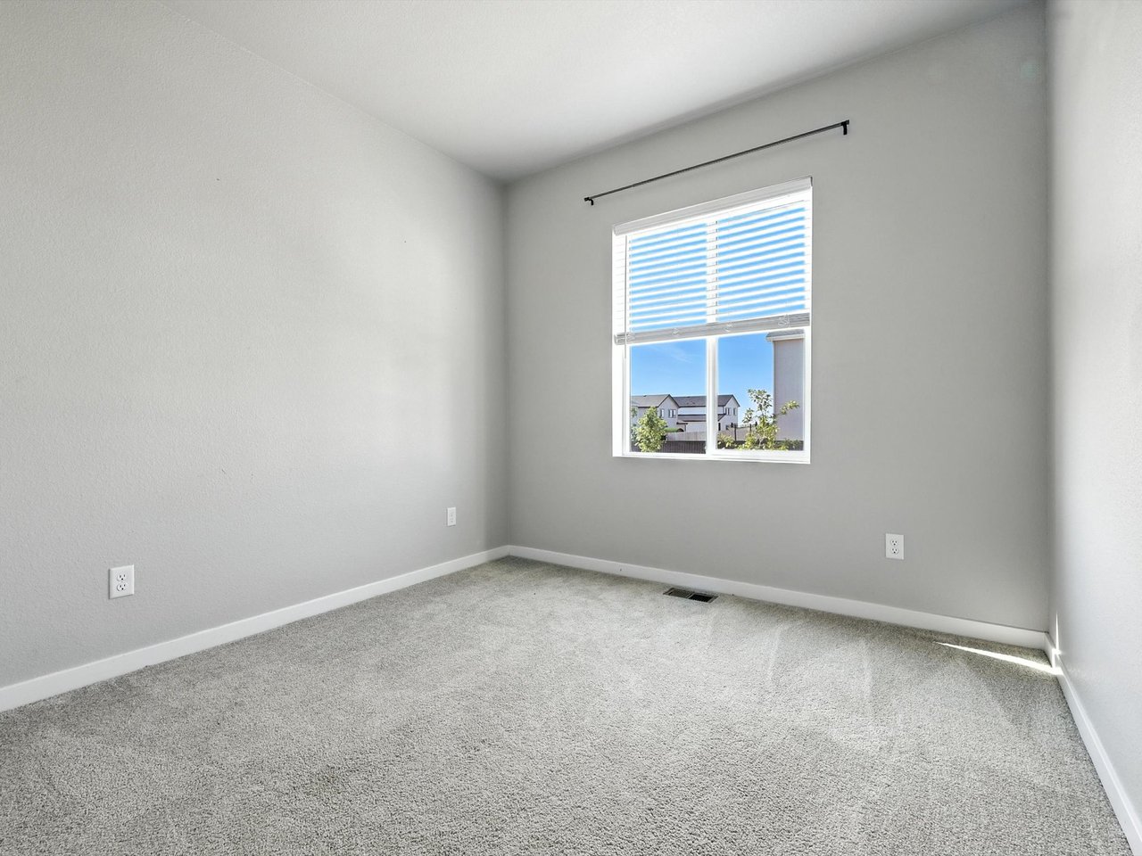 411 Indian Grass Street