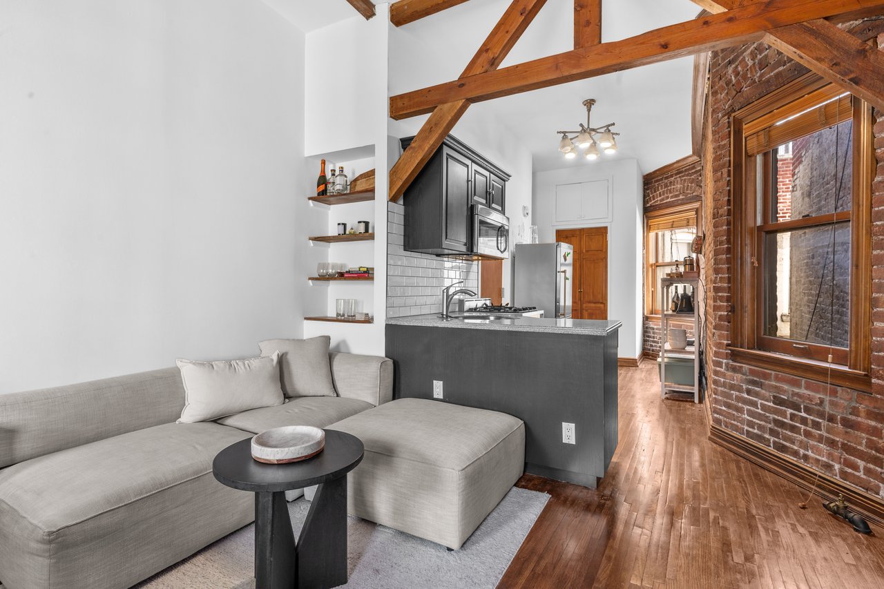 Chelsea Studio with Style