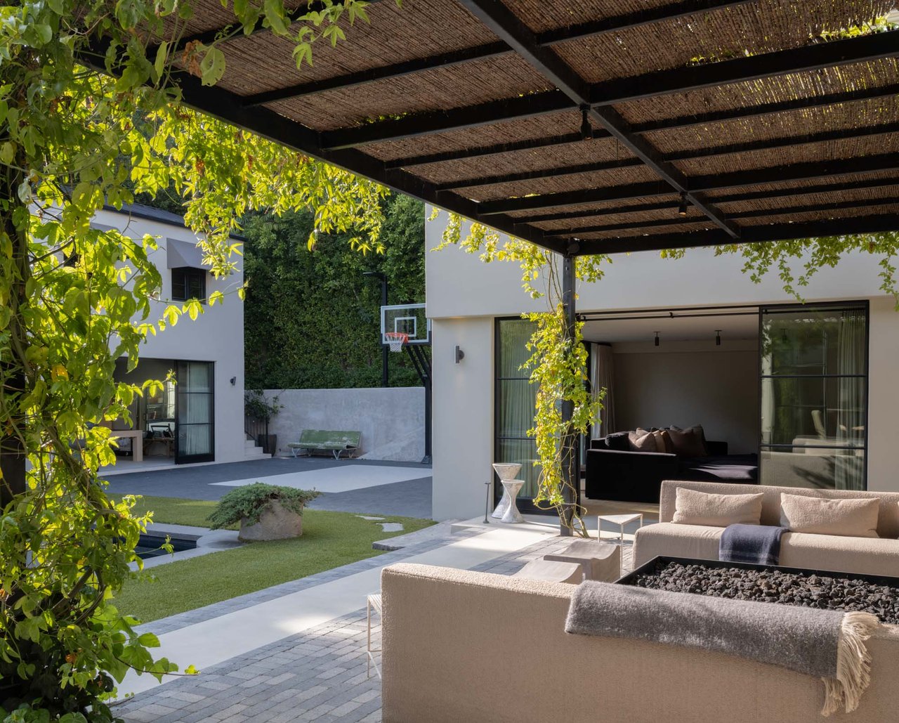 How to Find and Buy Off-Market Luxury Properties Through an Agent