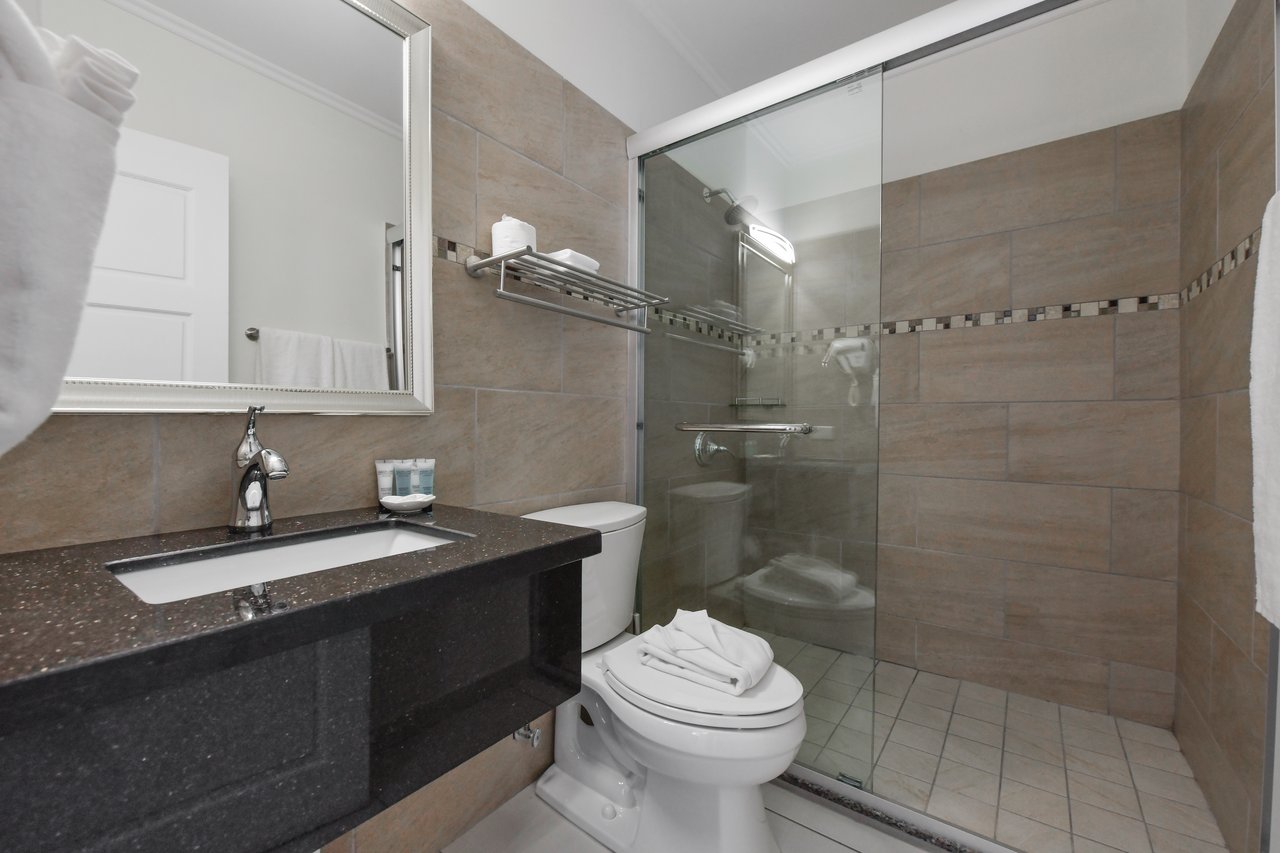 Arena Condominiums Units 4 & 4A