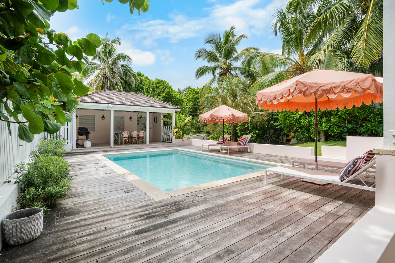Sea Siren, An Oceanfront Retreat in Harbour Island