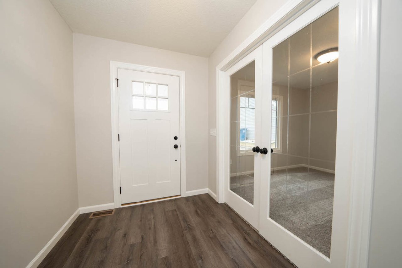 845 Sienna Ct