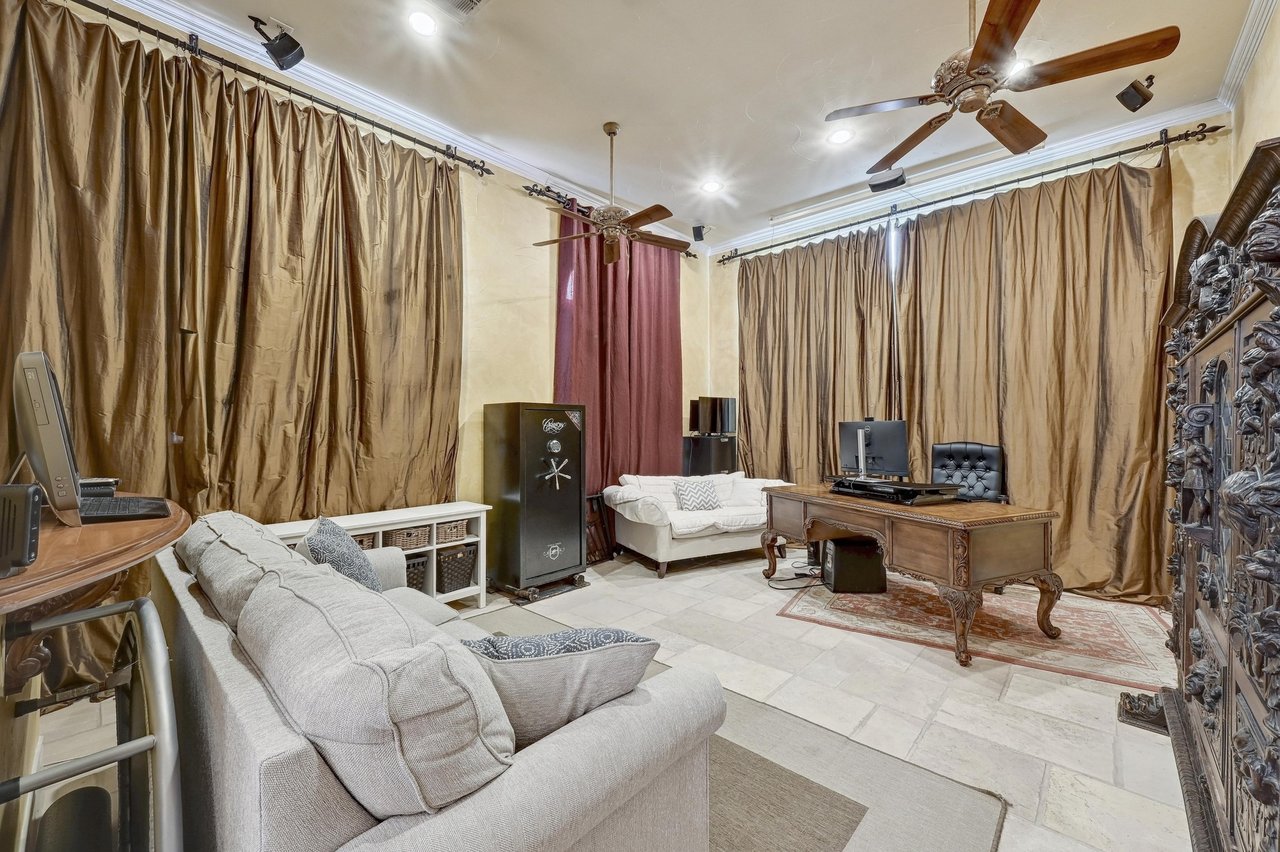 1746 Channel Road