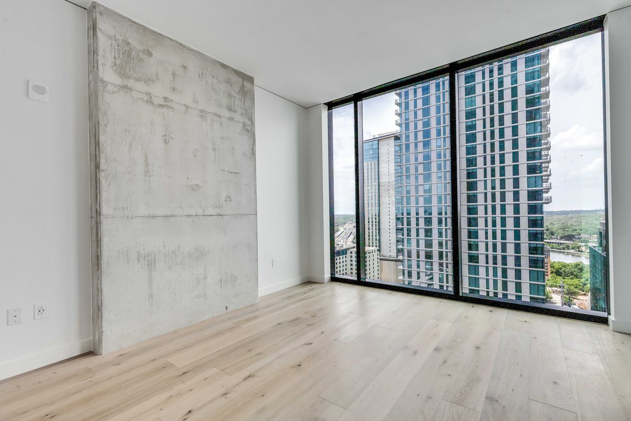 The Modern Residences: 610 Davis St. #2205