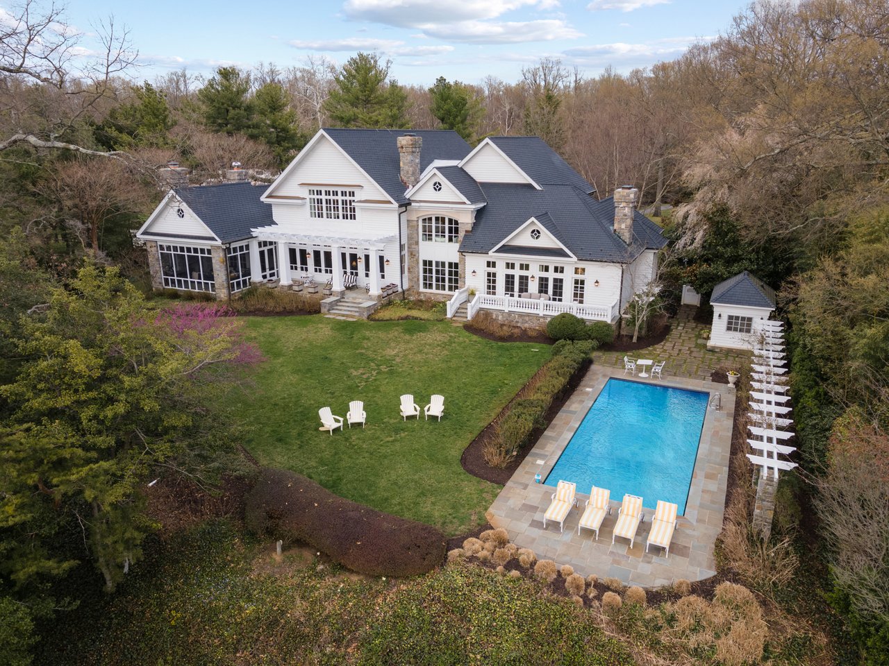 Silver Maple Manor