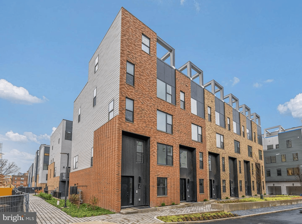 660 Fairmount Ave, Philadelphia, PA 19123