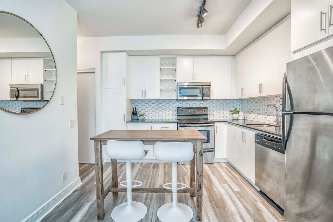 112 George St Unit 2102