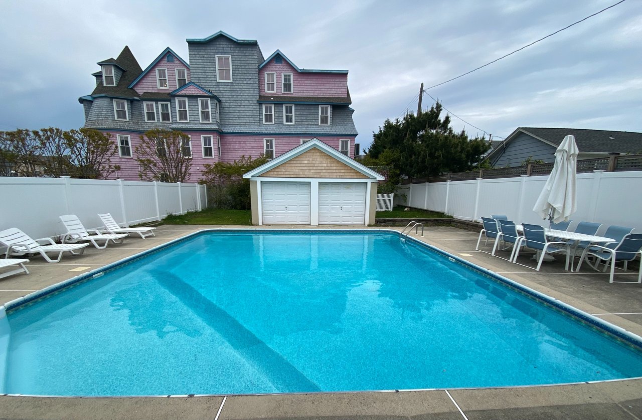 #26 Spacious Shore Colonial