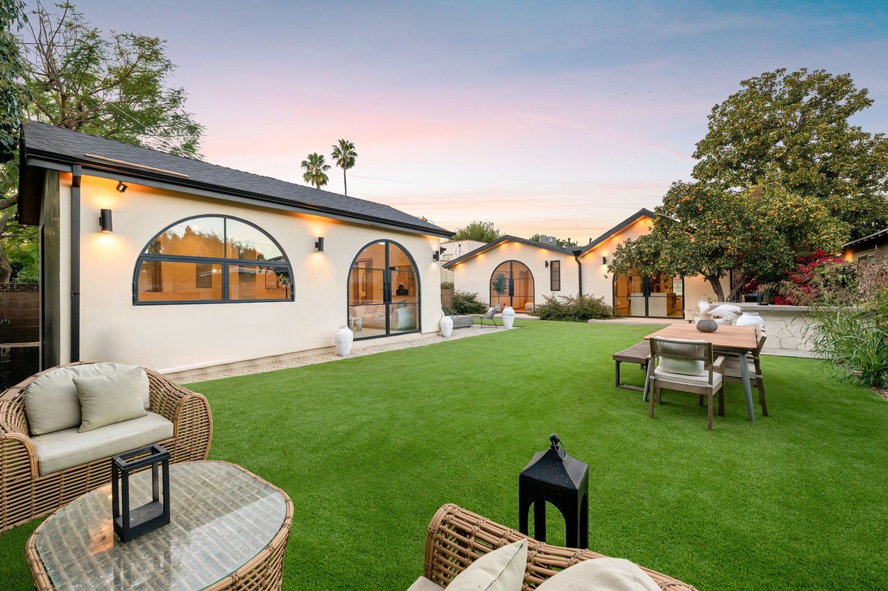 Crenshaw Manor