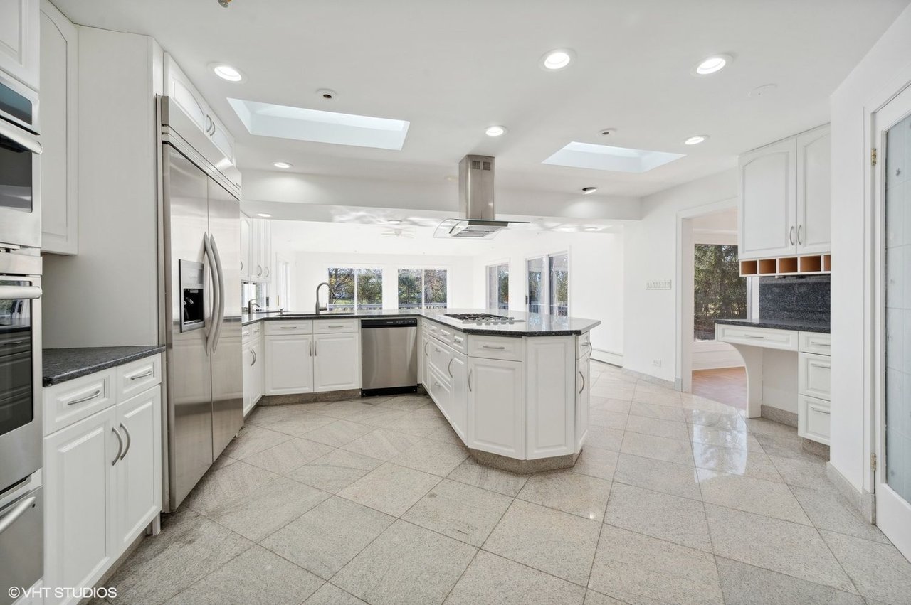2150 New Willow Rd