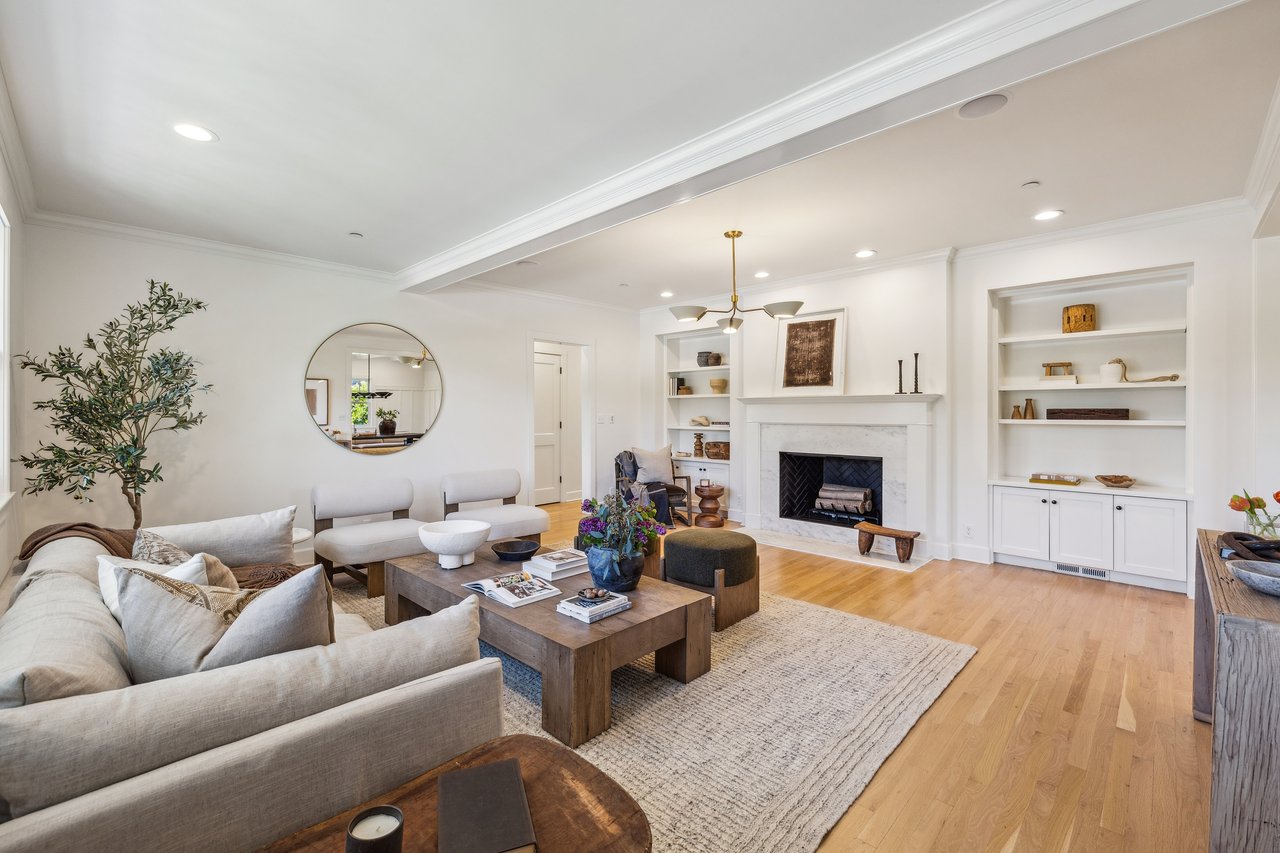 129 Sunnyside Avenue