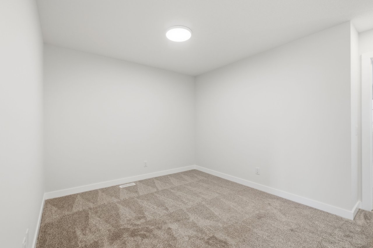 35 Belvedere Crescent SE