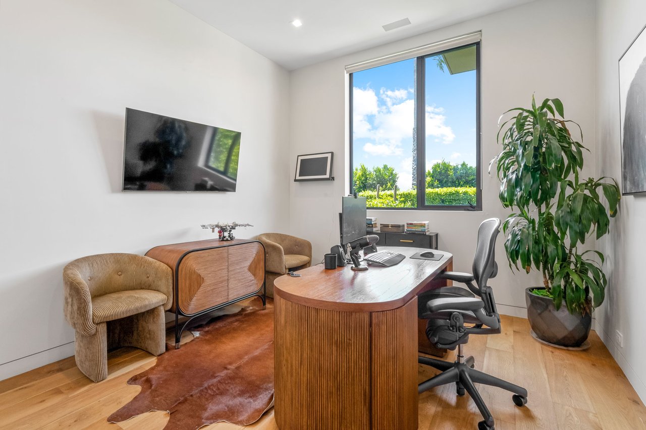 1030 Somera Road, Bel Air