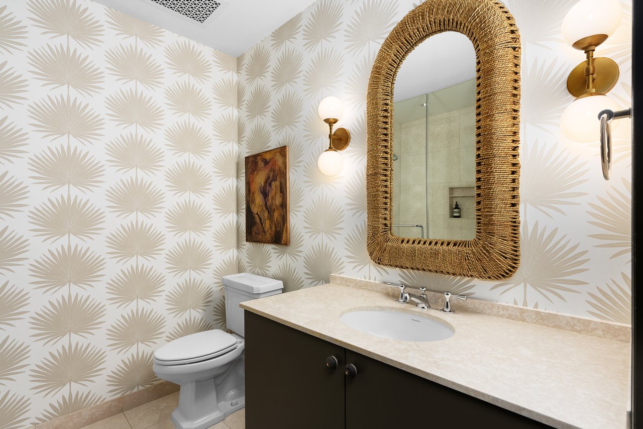 200 Congress Ave, Unit 21D