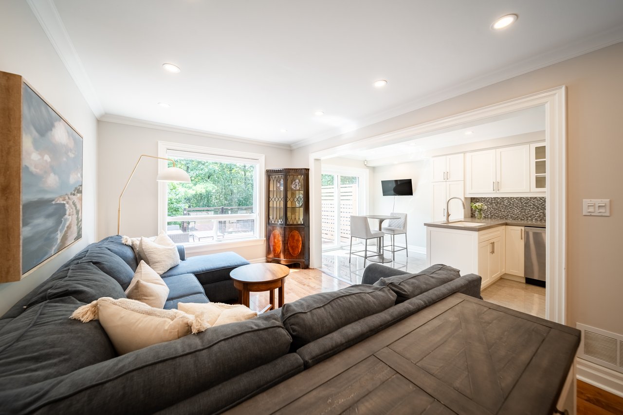 339 Ravineview Way