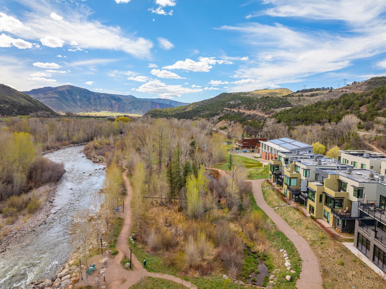 22856 Two Rivers Road