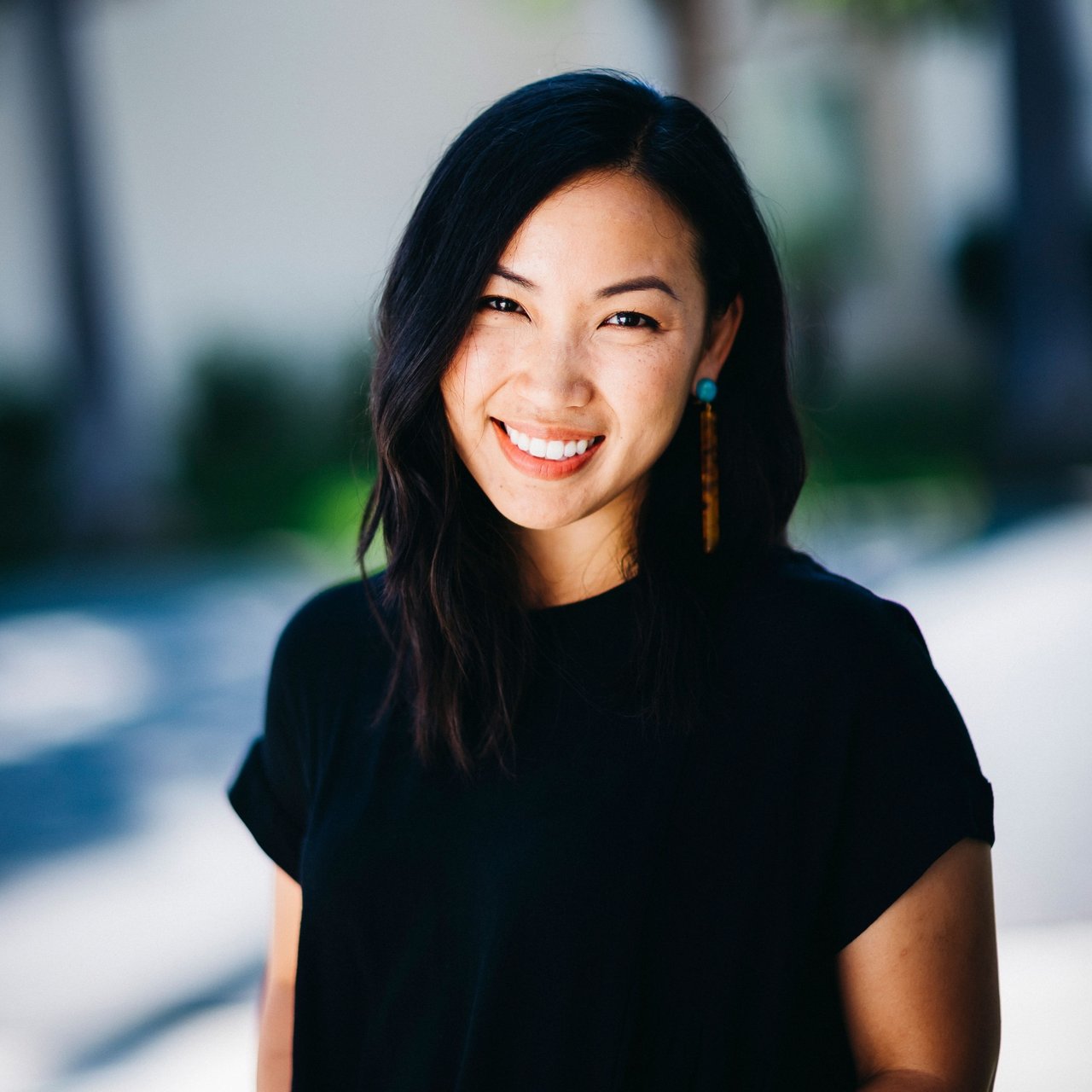 Amy Tsang Long Beach, CA Real Estate Agent Headshot