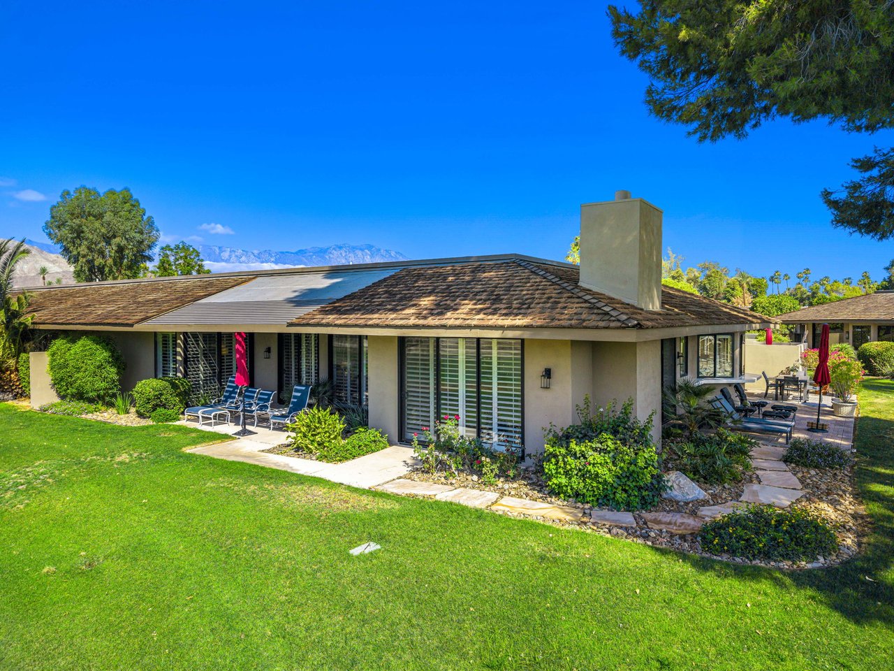 5 Seton Court