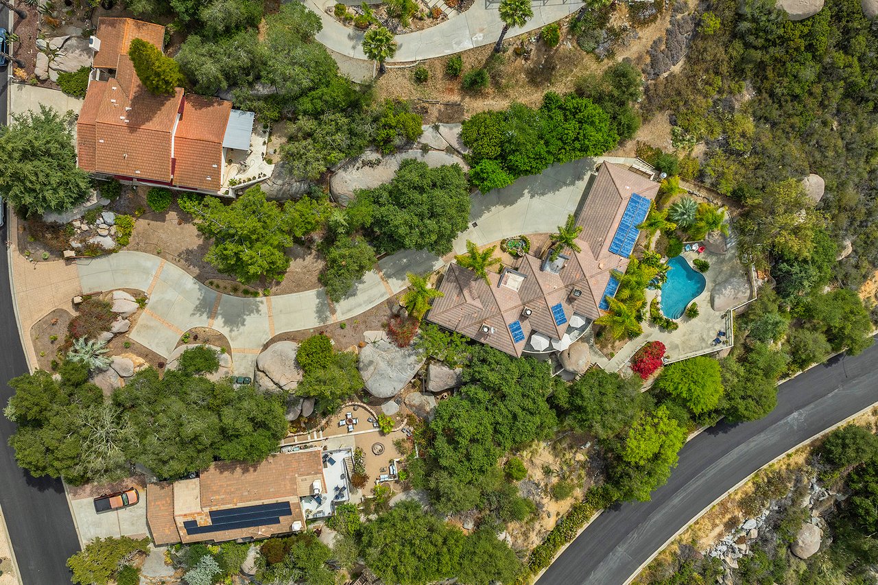 28521 Gladstone Court