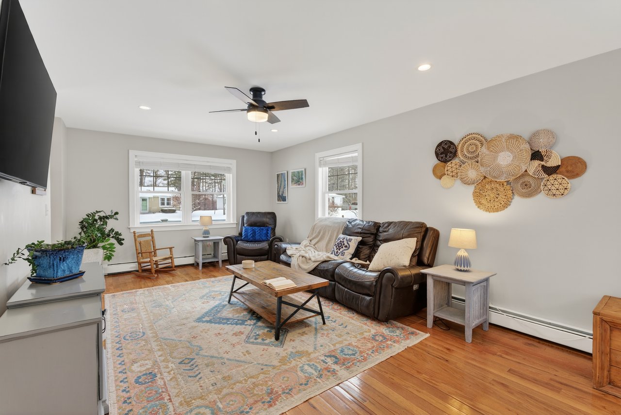 12 Robinson Rd, Scarborough