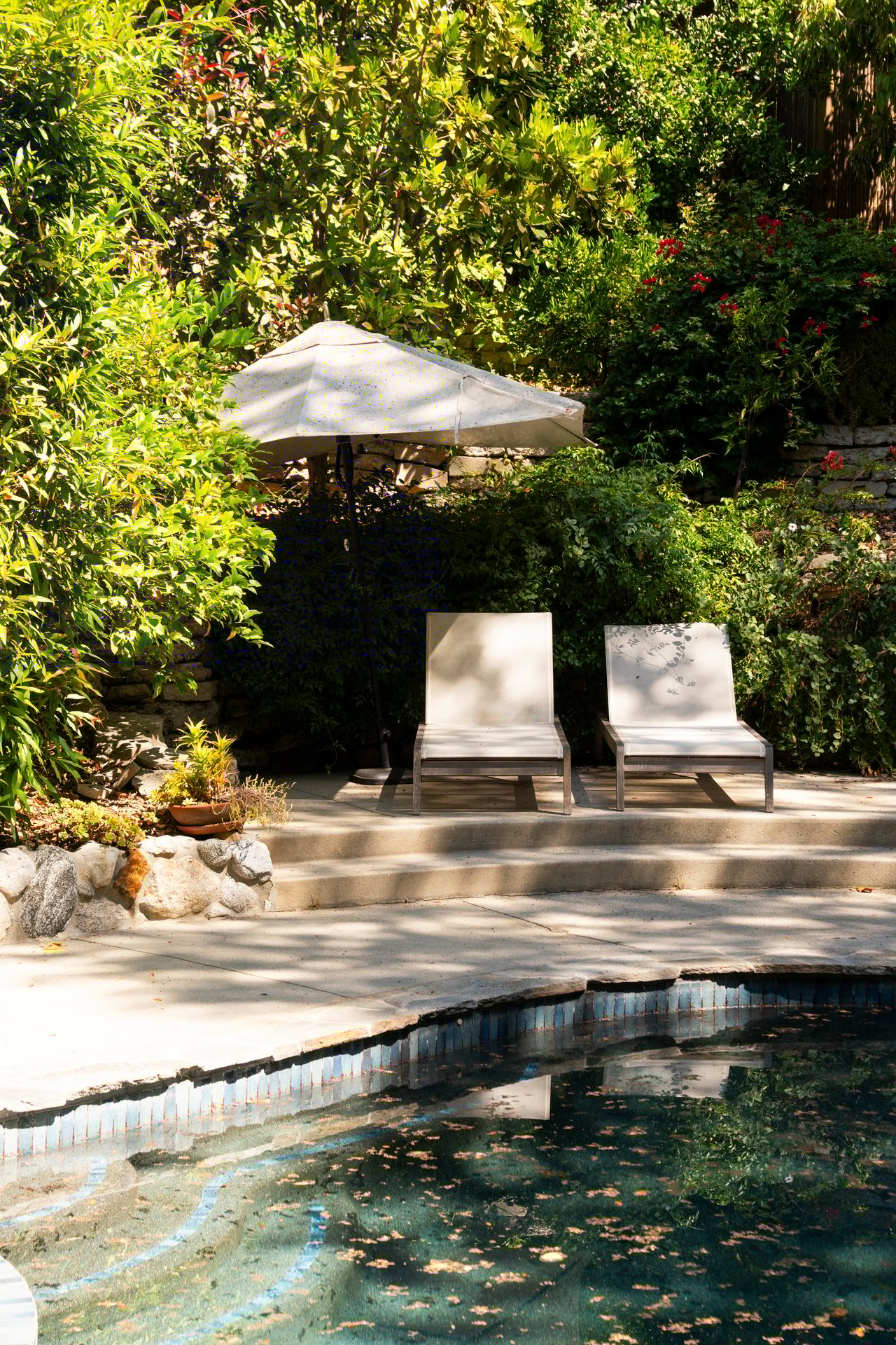 2410 Nichols Canyon Rd