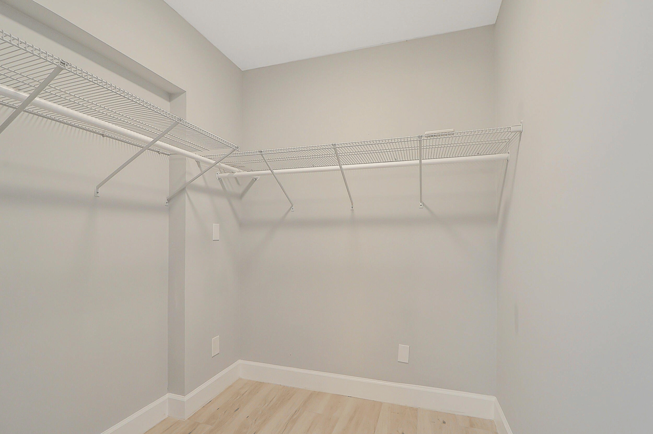 123 Stillwater Cir