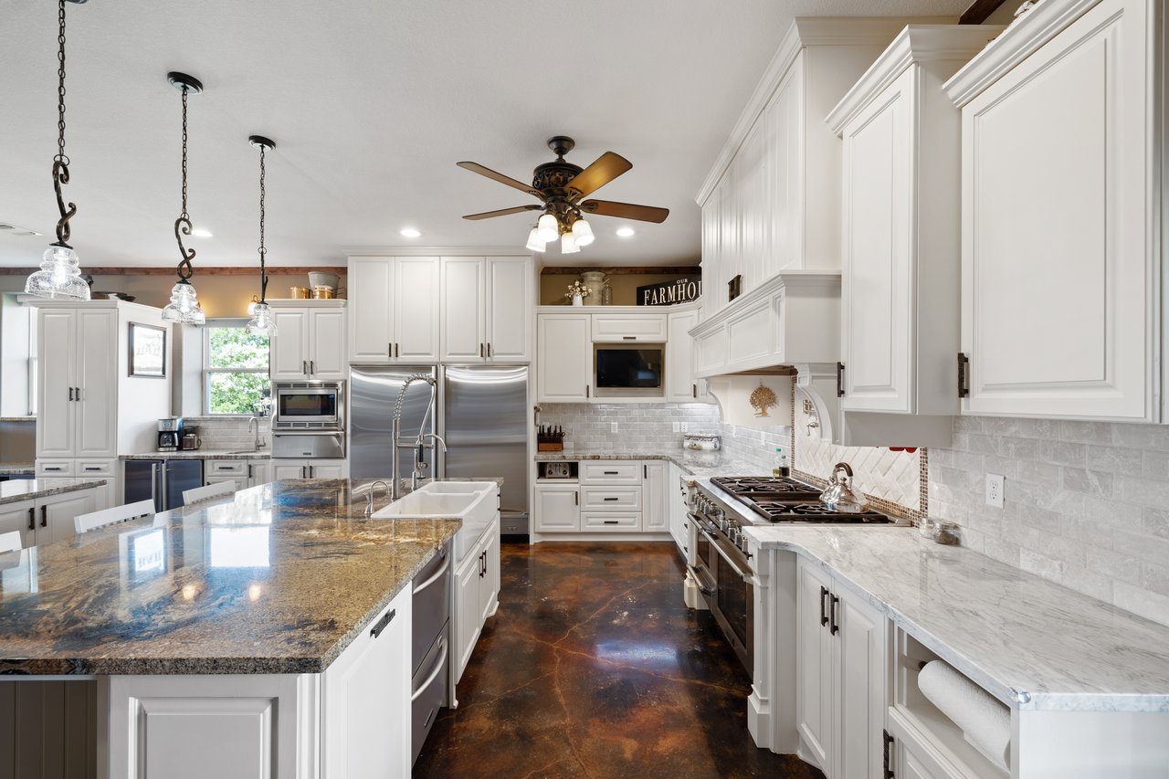 Modern Farmhouse Is All the Rage. But Do You Have a ‘Barndominium’?