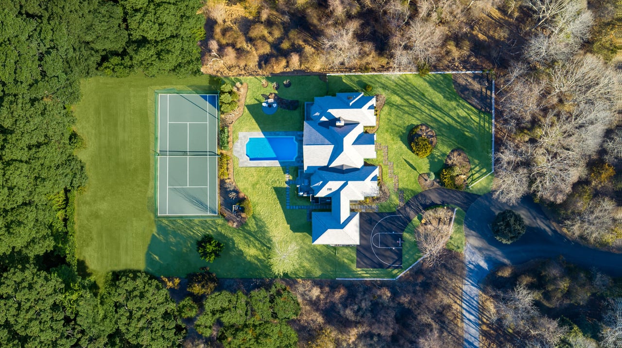 8 Haynes Ln