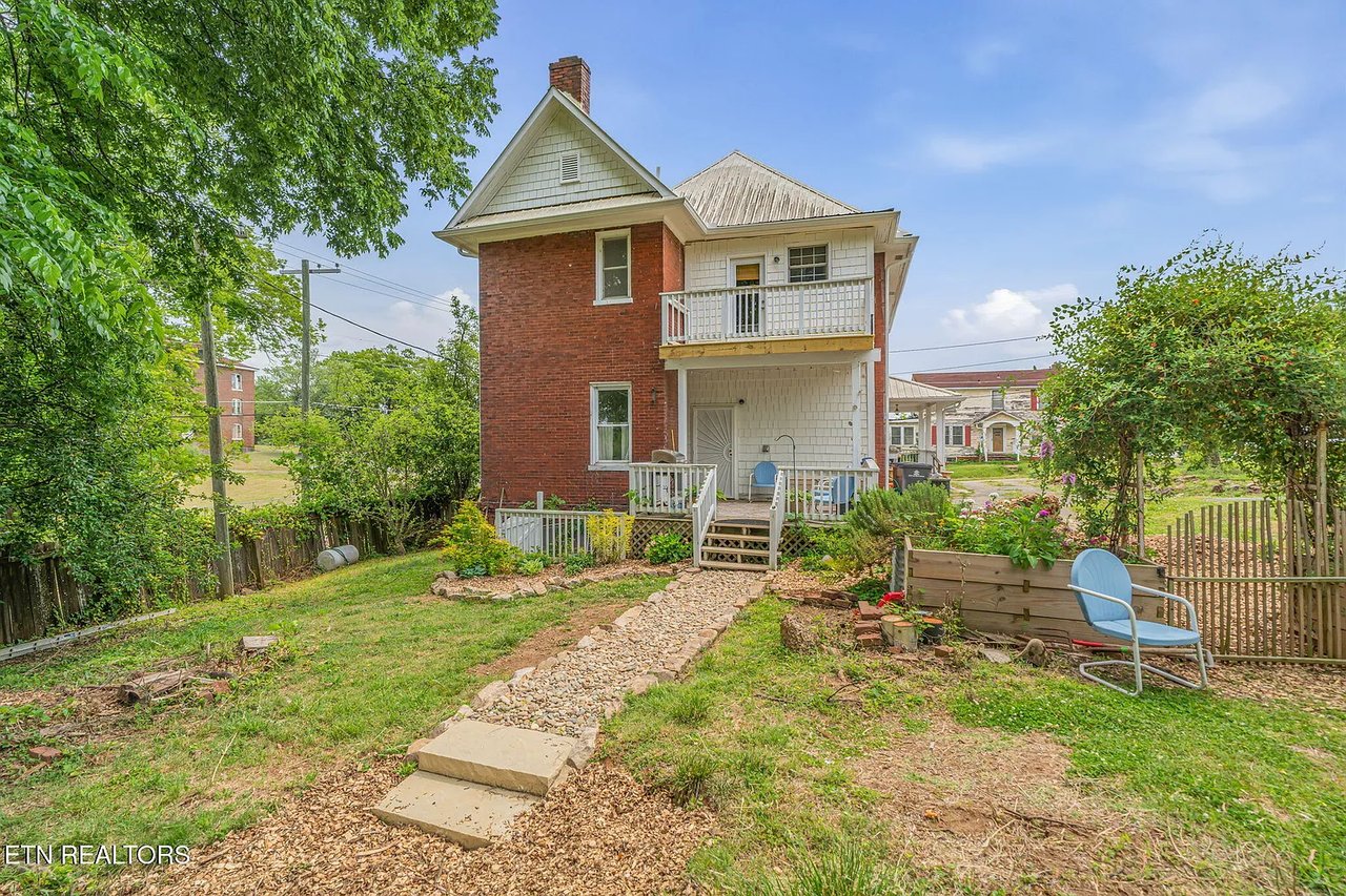 1805 Brandau Street