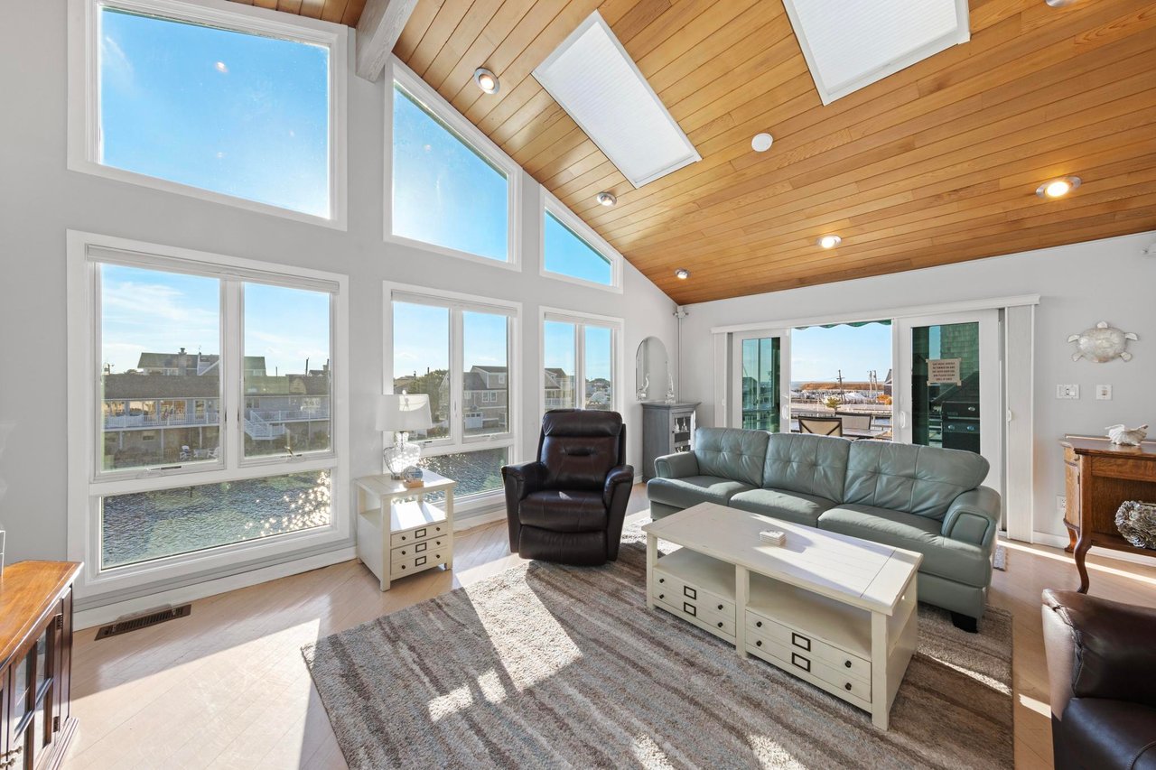 416 5th Street, Beach Haven