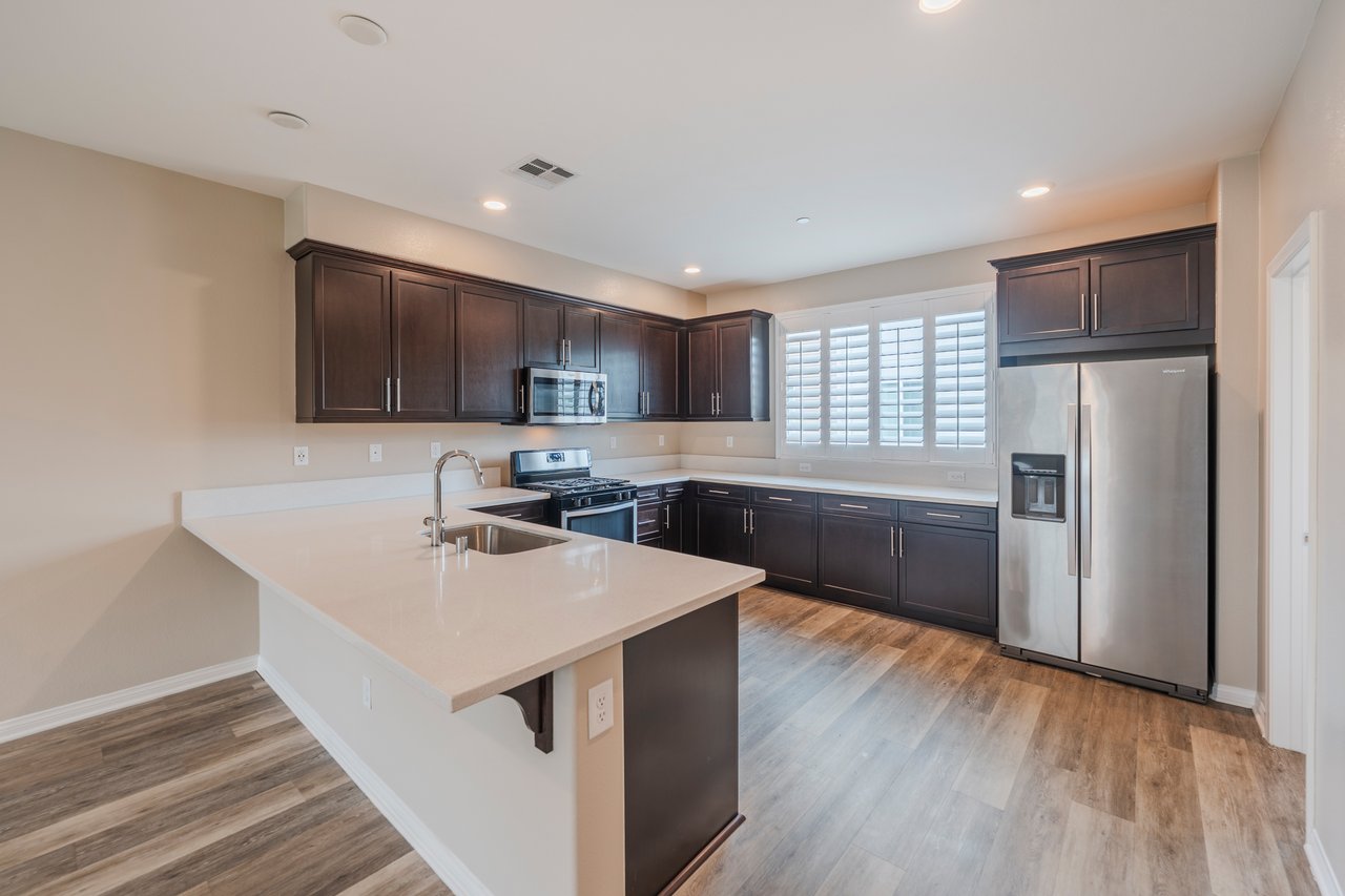 14418-5 Plum Lane
