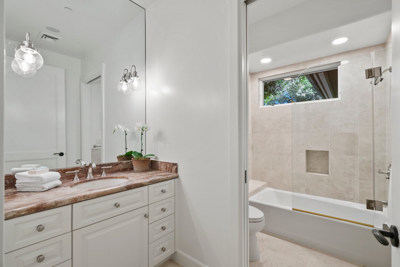15 Orinda View