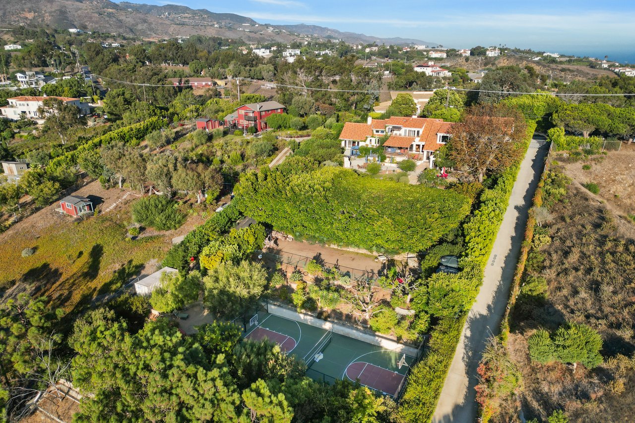 6333 Gayton Place, Malibu