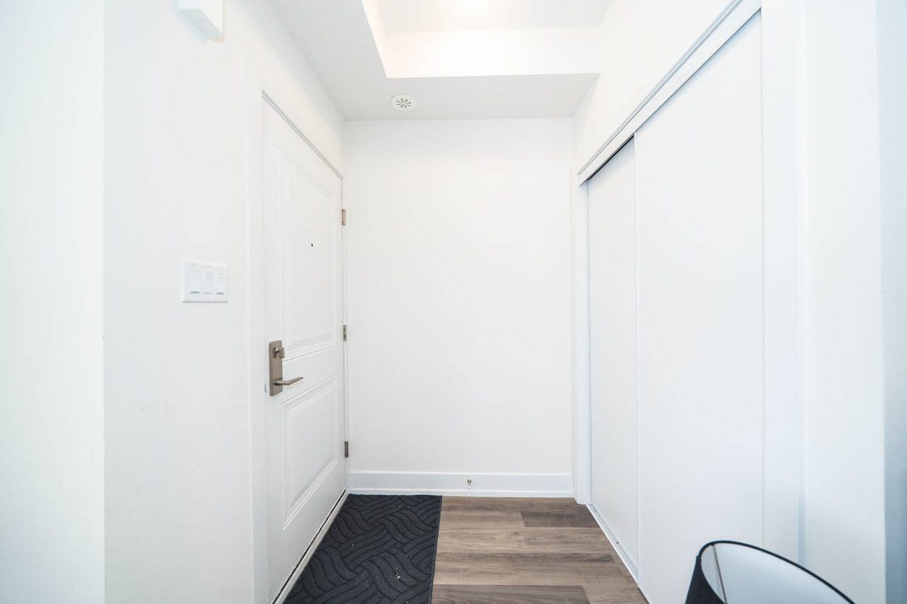 6 Sayers Lane, 10