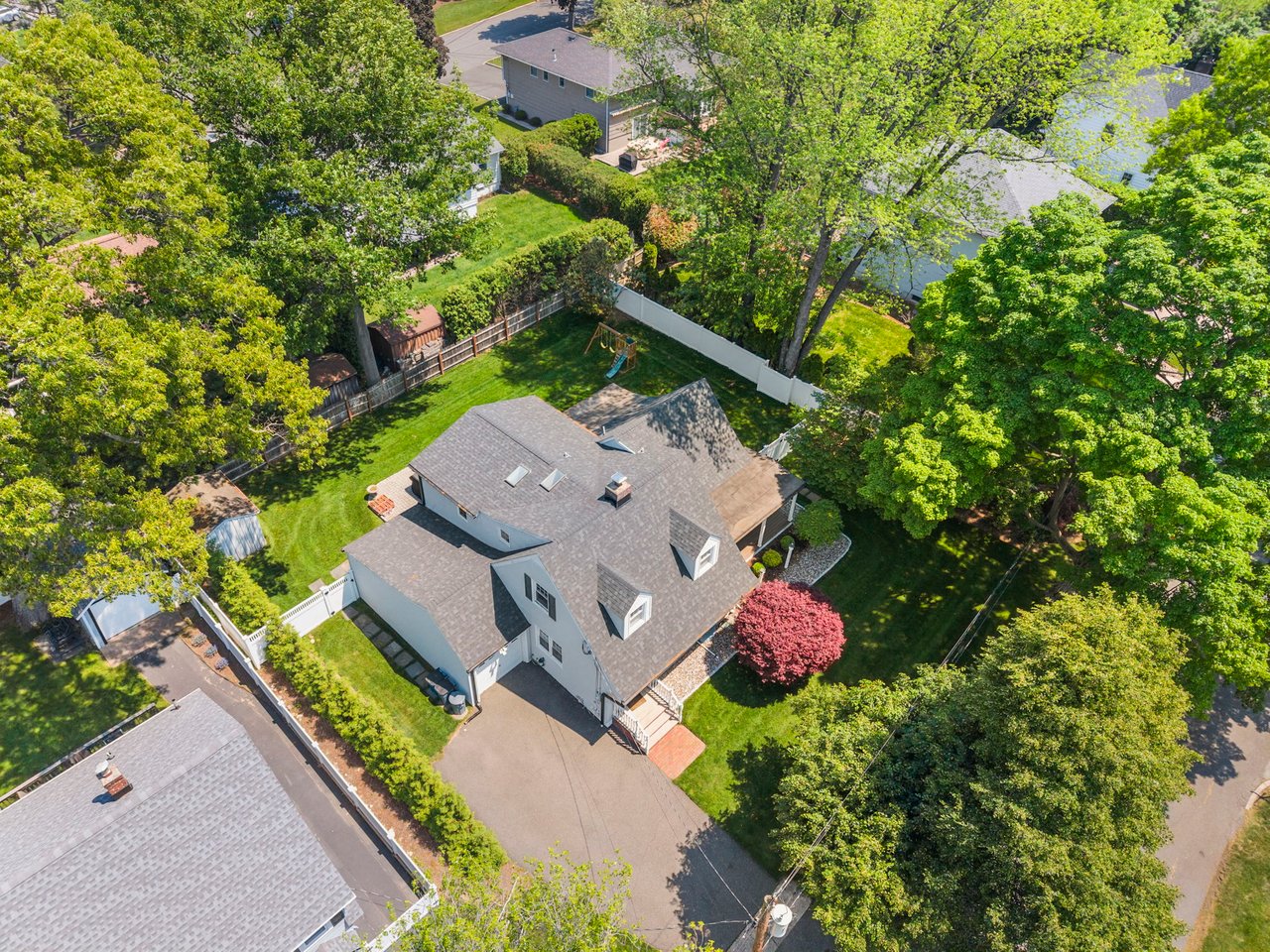 200 Hillside Ave, River Edge, NJ 07661