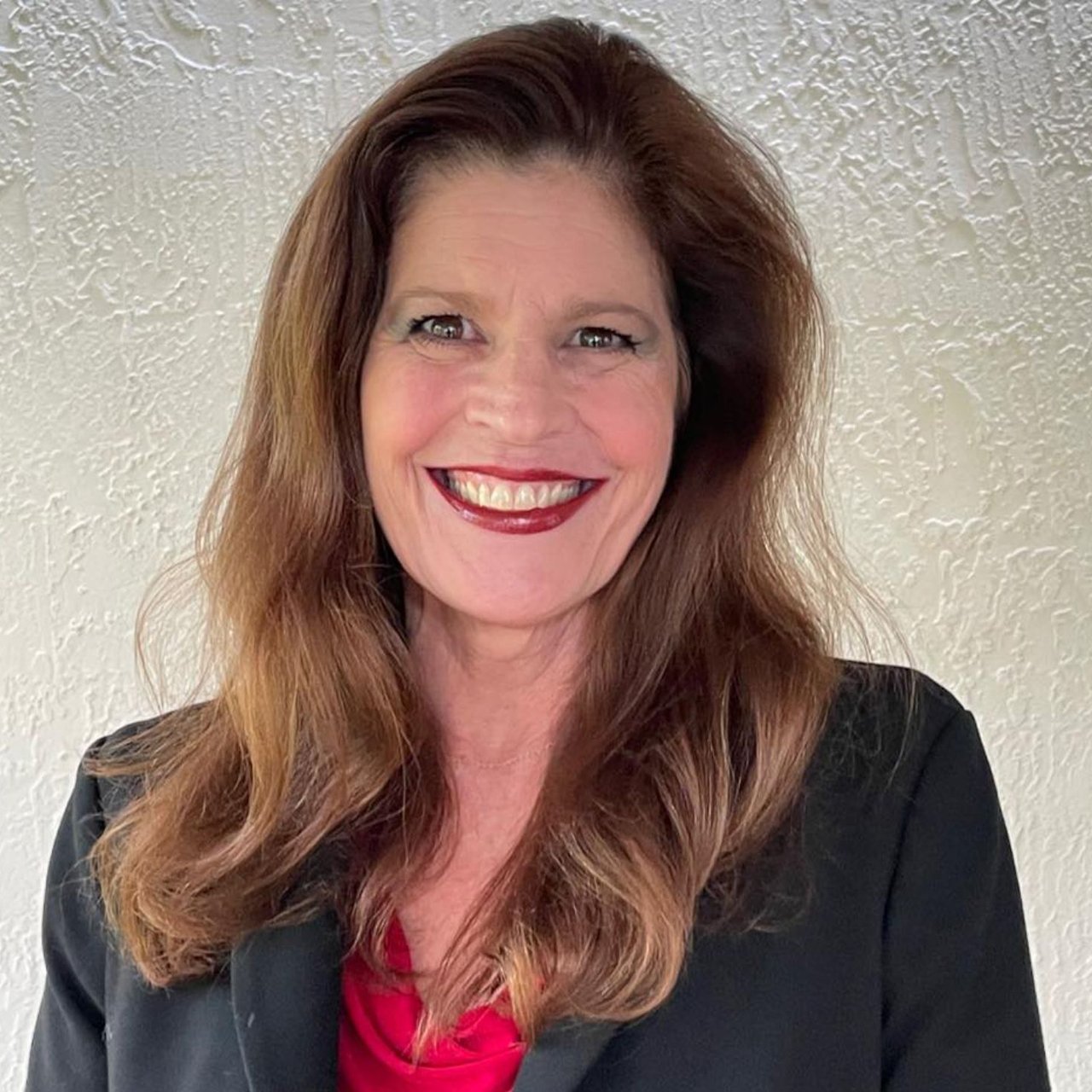 Juli-Ann Hines Melbourne, FL Real Estate Agent Headshot