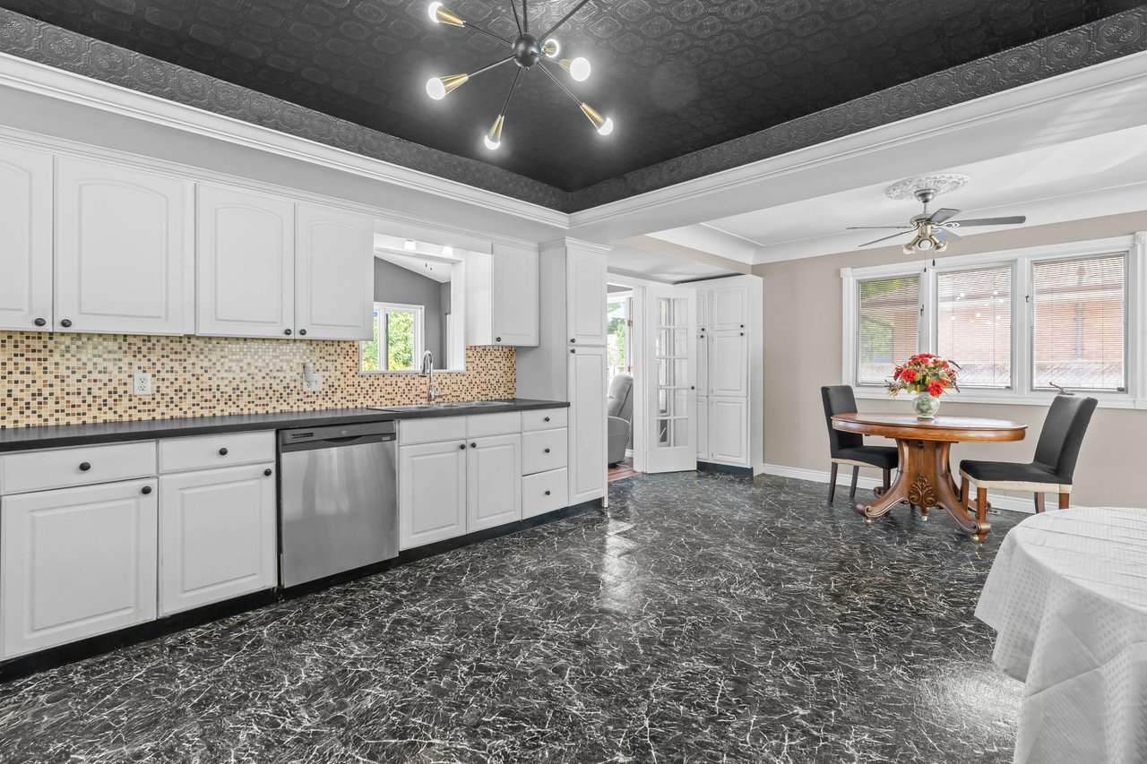 Once of a kind home in Byron 