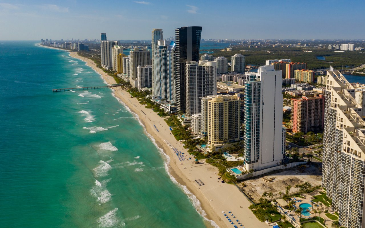 Las Olas